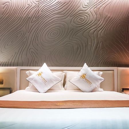 Signature Boutique Hotel Хошимин Екстериор снимка