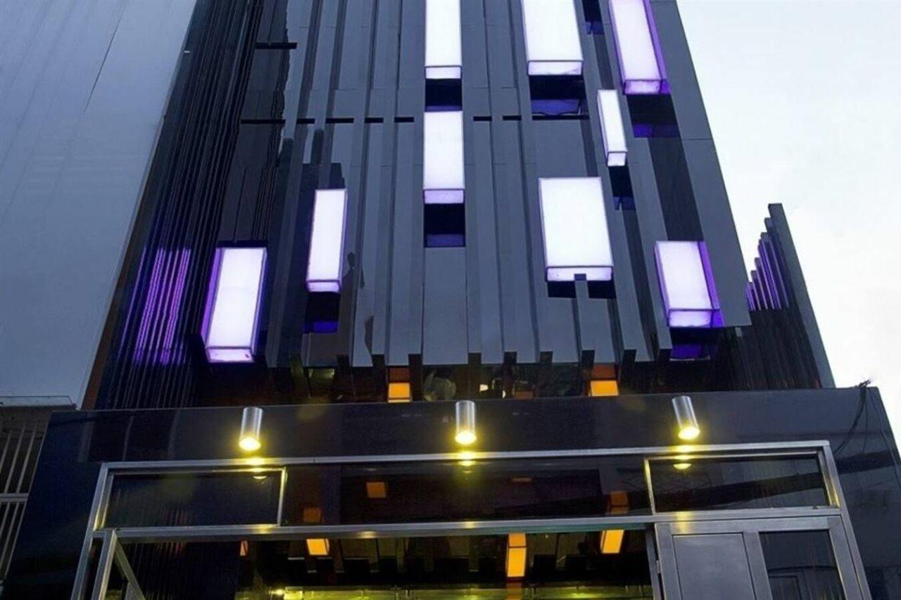 Signature Boutique Hotel Хошимин Екстериор снимка
