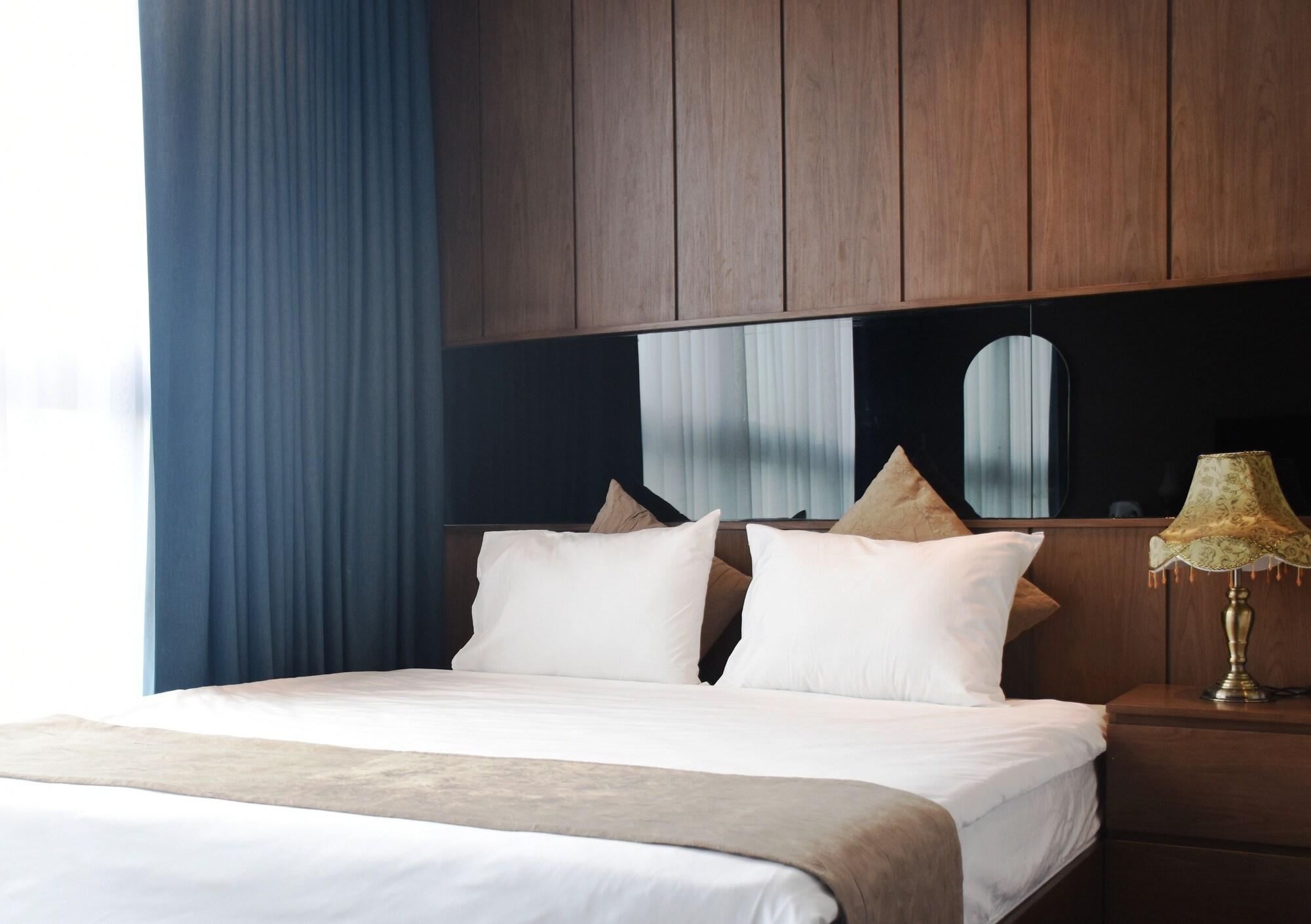 Signature Boutique Hotel Хошимин Екстериор снимка