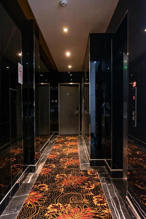 Signature Boutique Hotel Хошимин Екстериор снимка