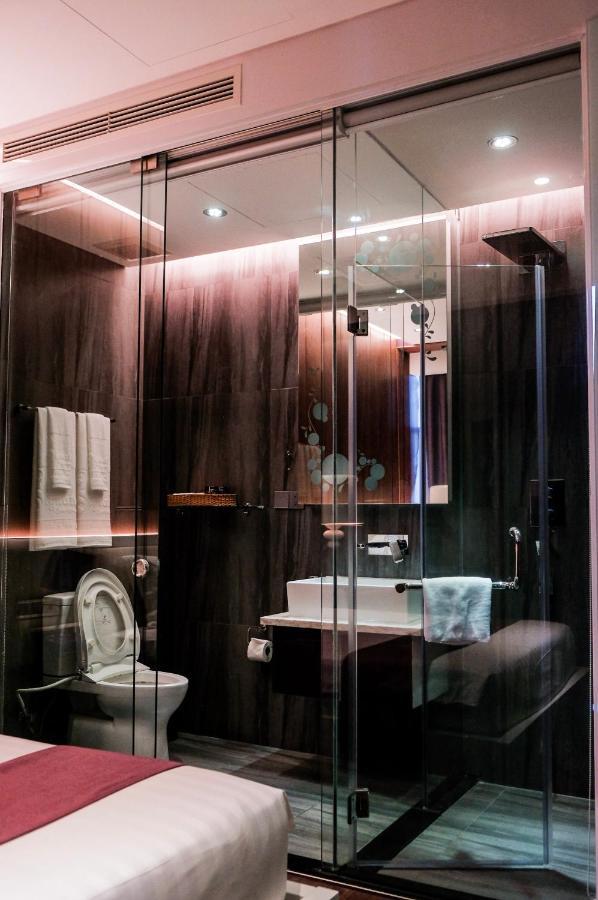 Signature Boutique Hotel Хошимин Екстериор снимка