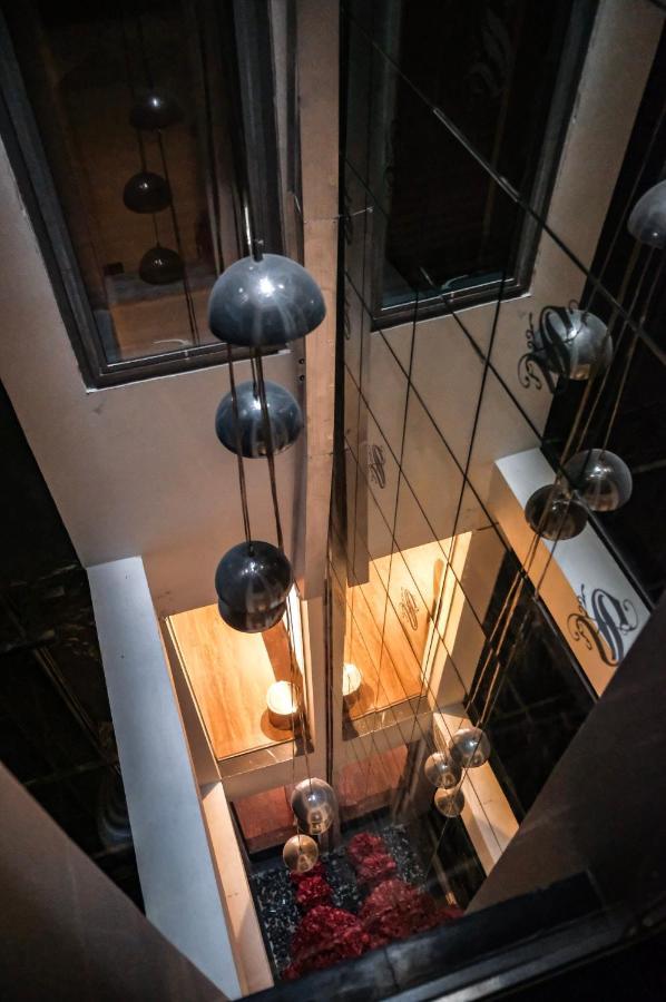 Signature Boutique Hotel Хошимин Екстериор снимка