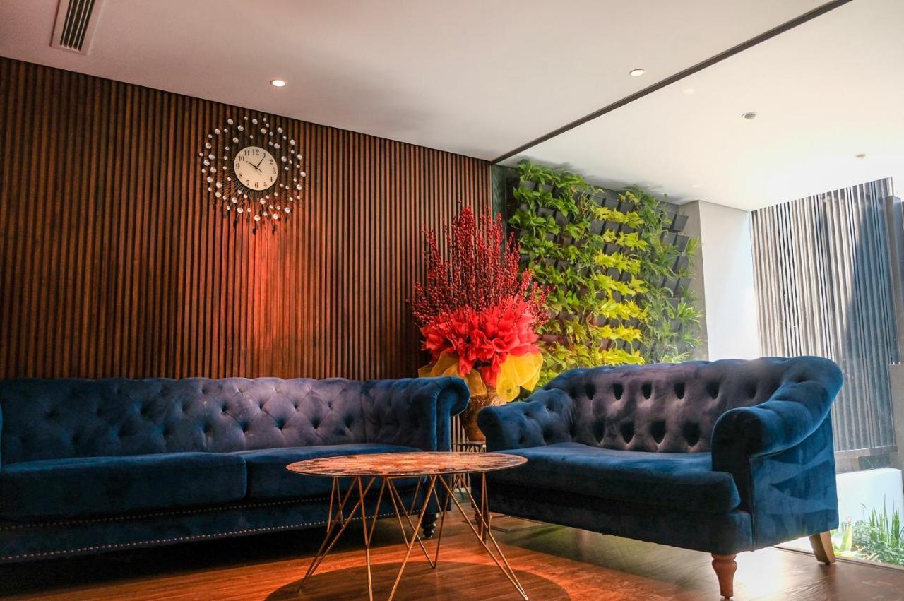 Signature Boutique Hotel Хошимин Екстериор снимка