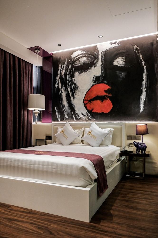 Signature Boutique Hotel Хошимин Екстериор снимка