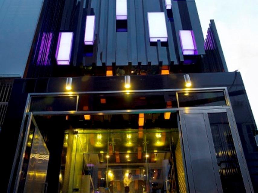 Signature Boutique Hotel Хошимин Екстериор снимка
