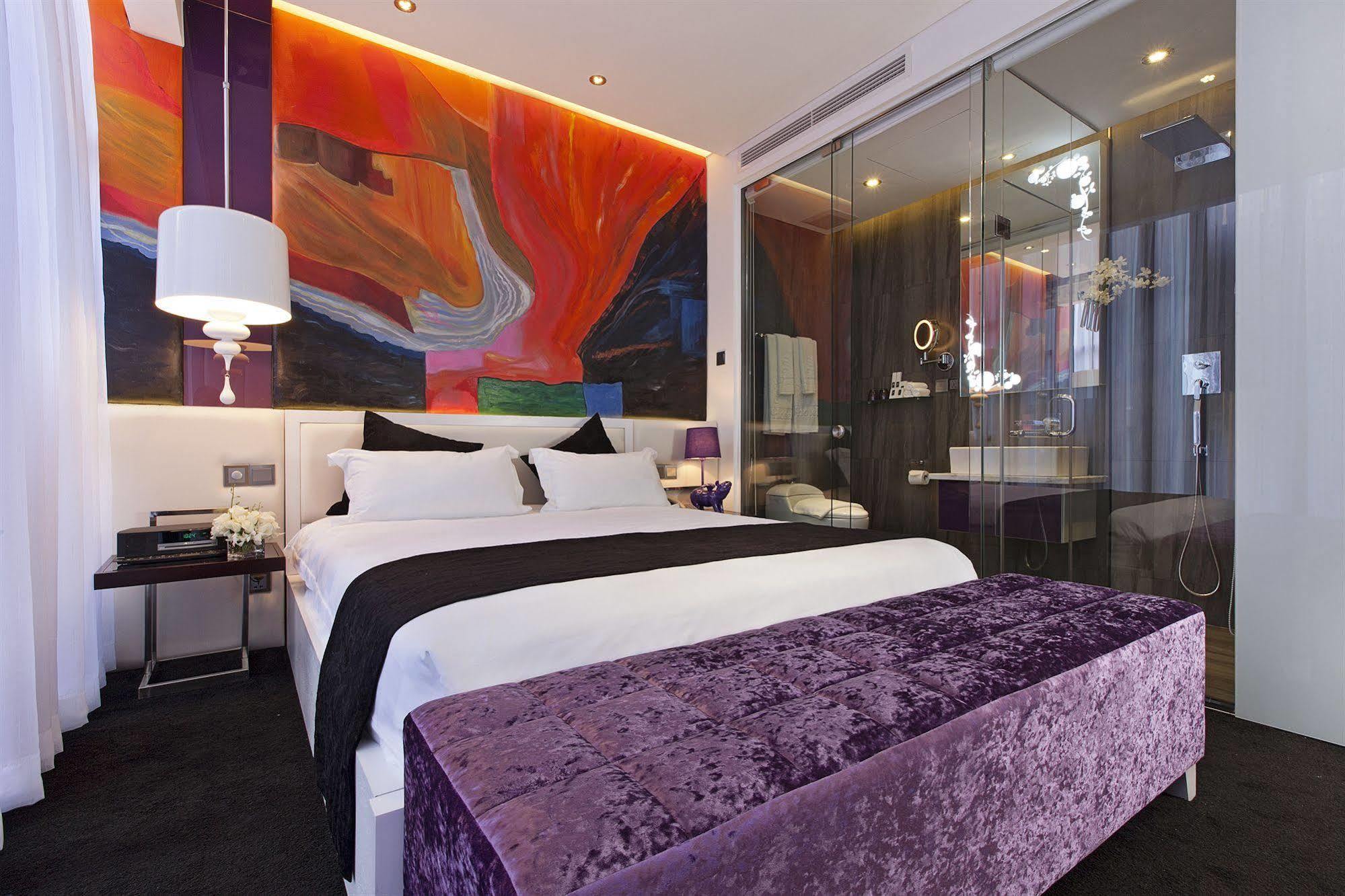 Signature Boutique Hotel Хошимин Екстериор снимка